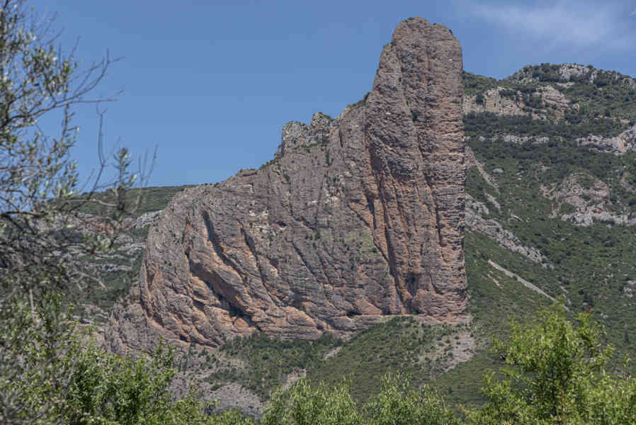Huesca - Las Peñas de Riglos 05 - Mallos de Riglos.jpg